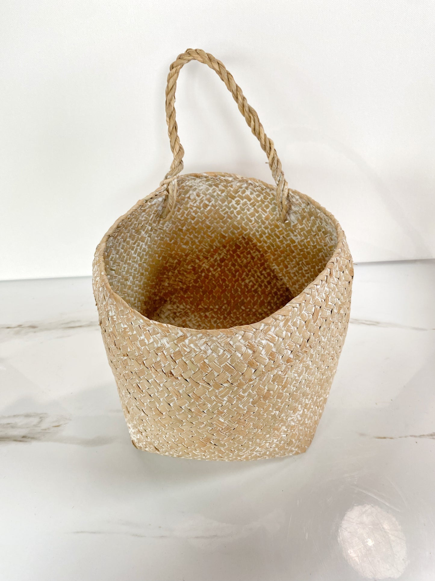 Seagrass Wall Basket