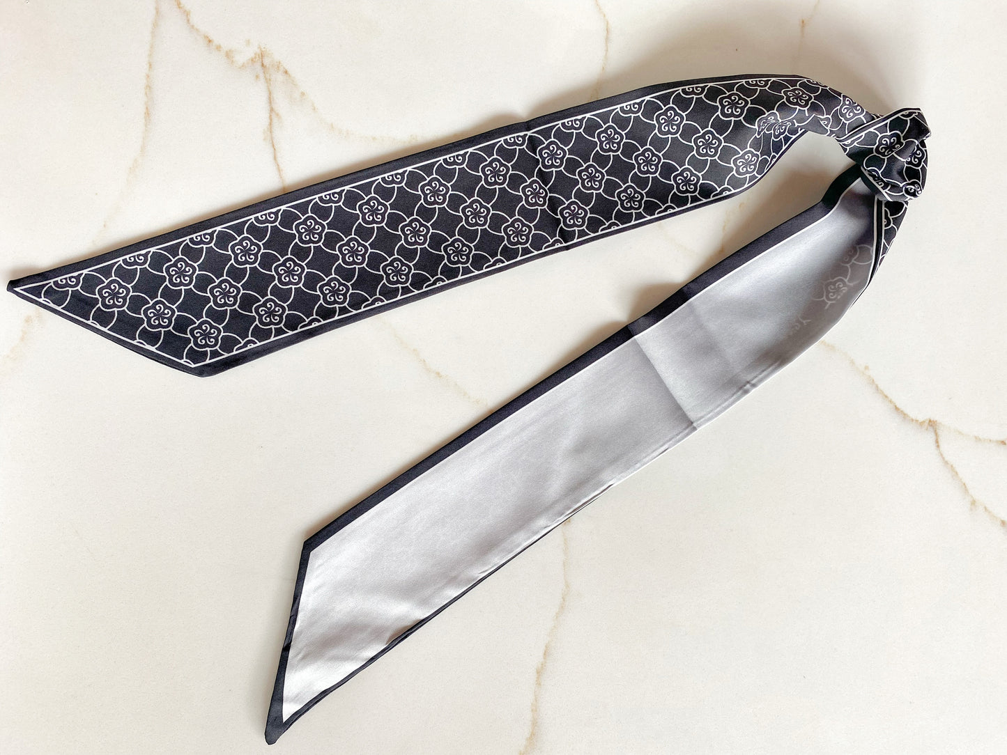 Jada Scarf Tie