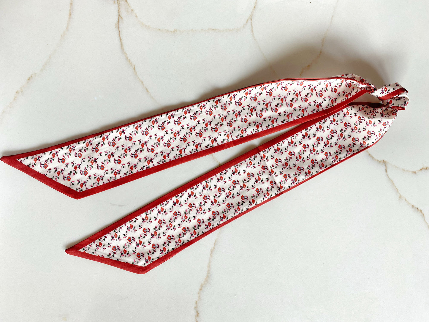 Jada Scarf Tie