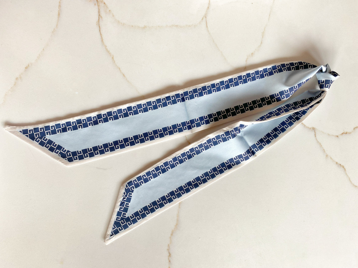 Jada Scarf Tie