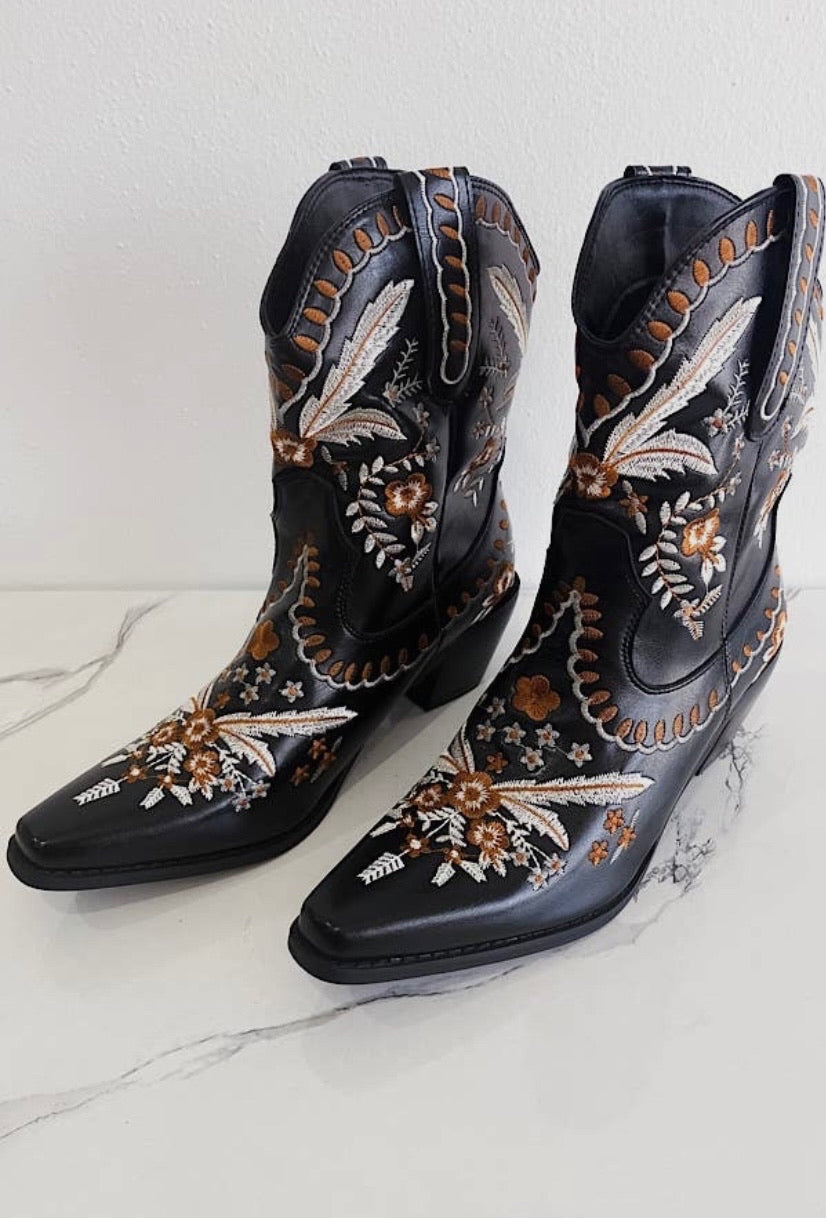 Campbell Cowgirl Boots