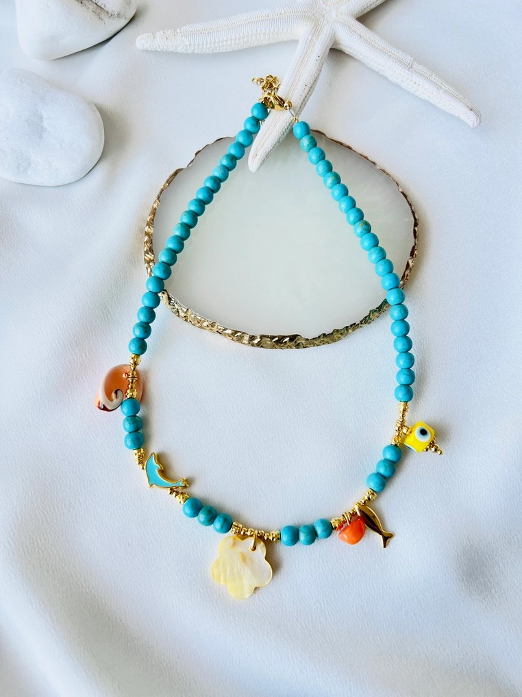 Turquoise Beaded Flower Necklace