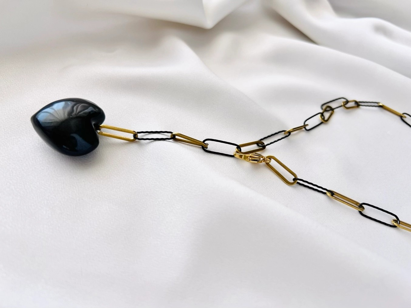 Black Heart Chain Necklace