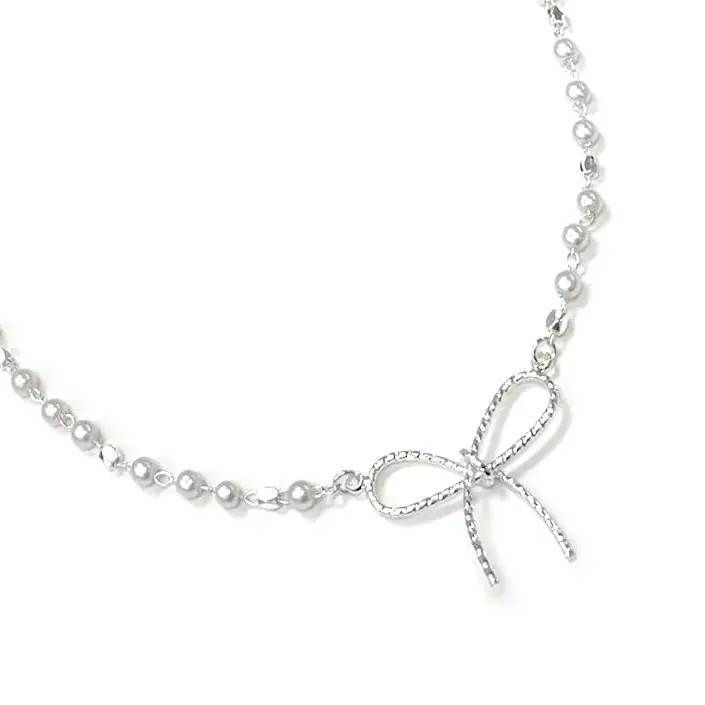 Twisted Bow & Pearl Necklace