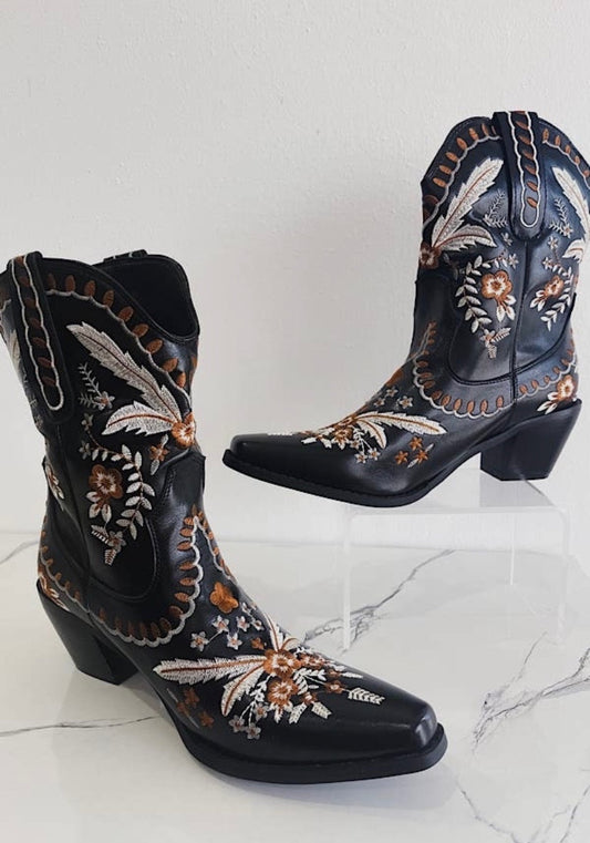 Campbell Cowgirl Boots