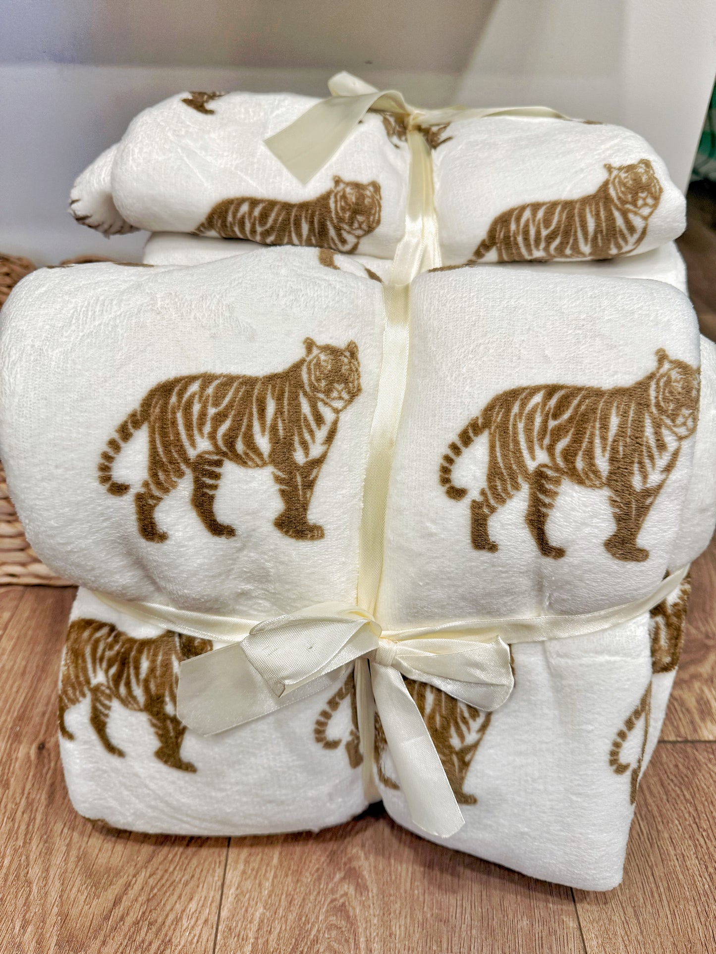 Tiger Prowl Cozy Throw