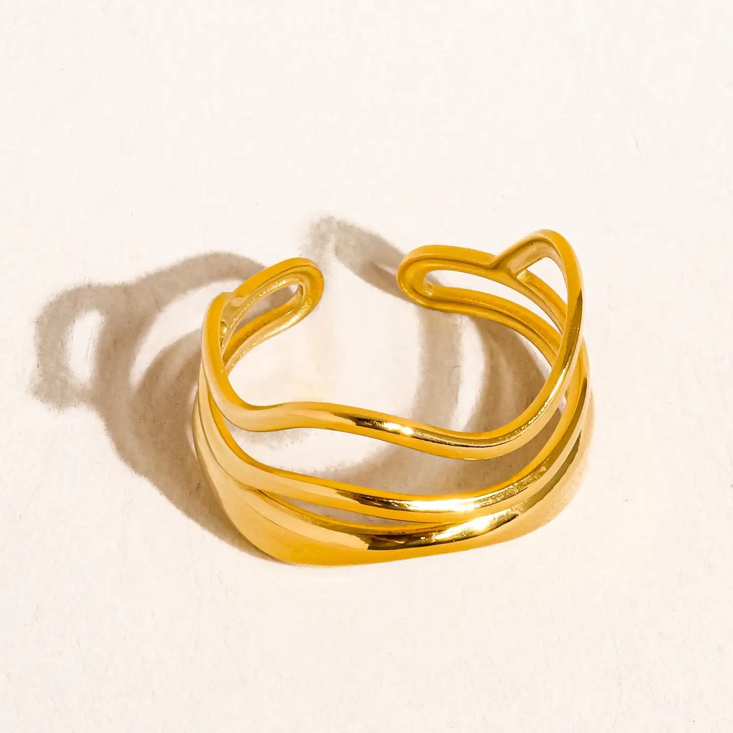 Ozzy Abstract Ring