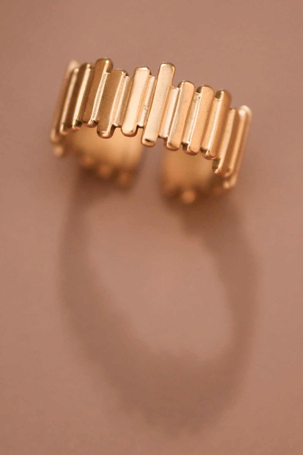 Deco Jagged Edge Gold Ring